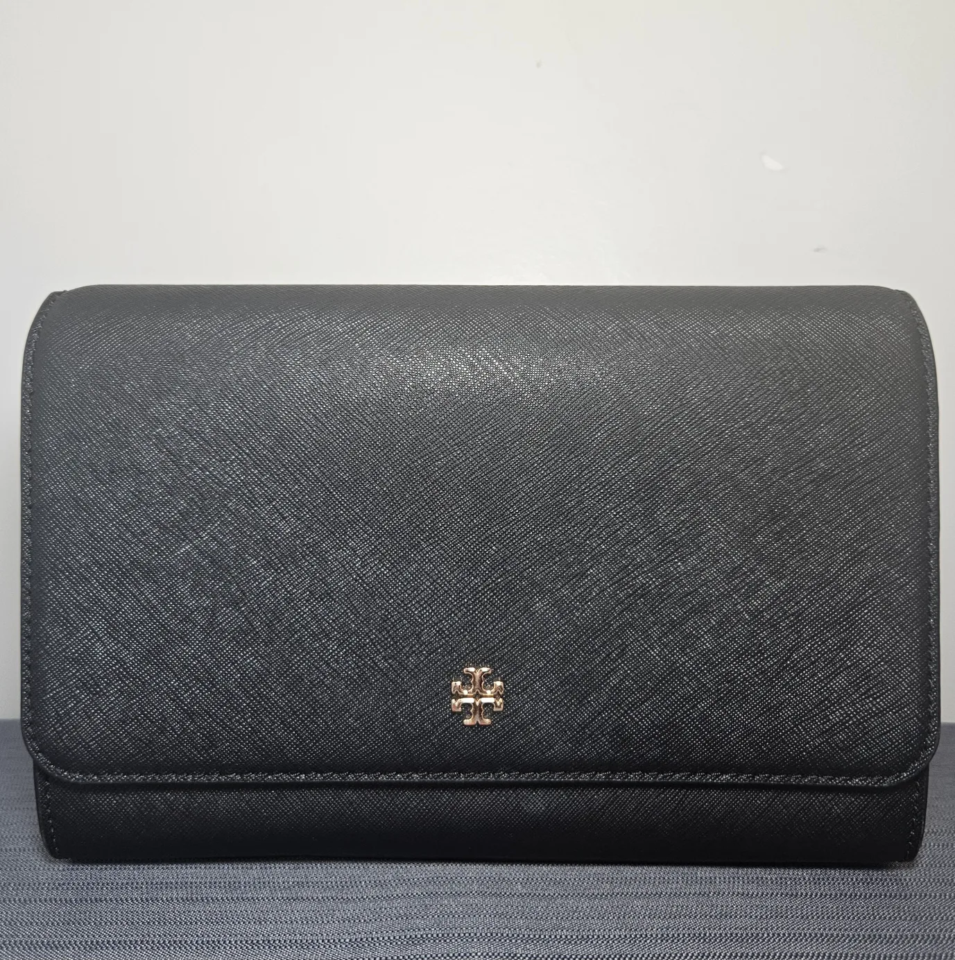 Black Tory Burch Emerson Crossbody Clutch image indicator(5)