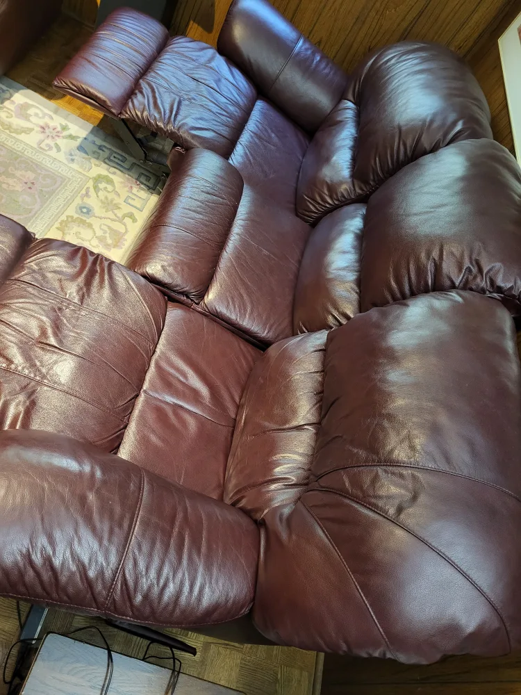 Genuine Leather Sofa image indicator(5)