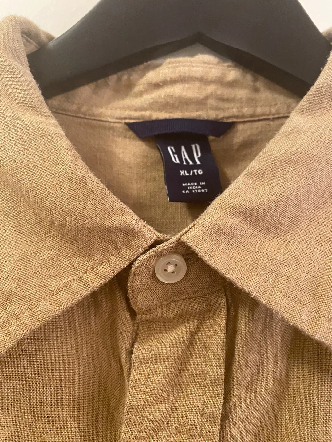 GAP Button-Up Shirt - XL image indicator(5)