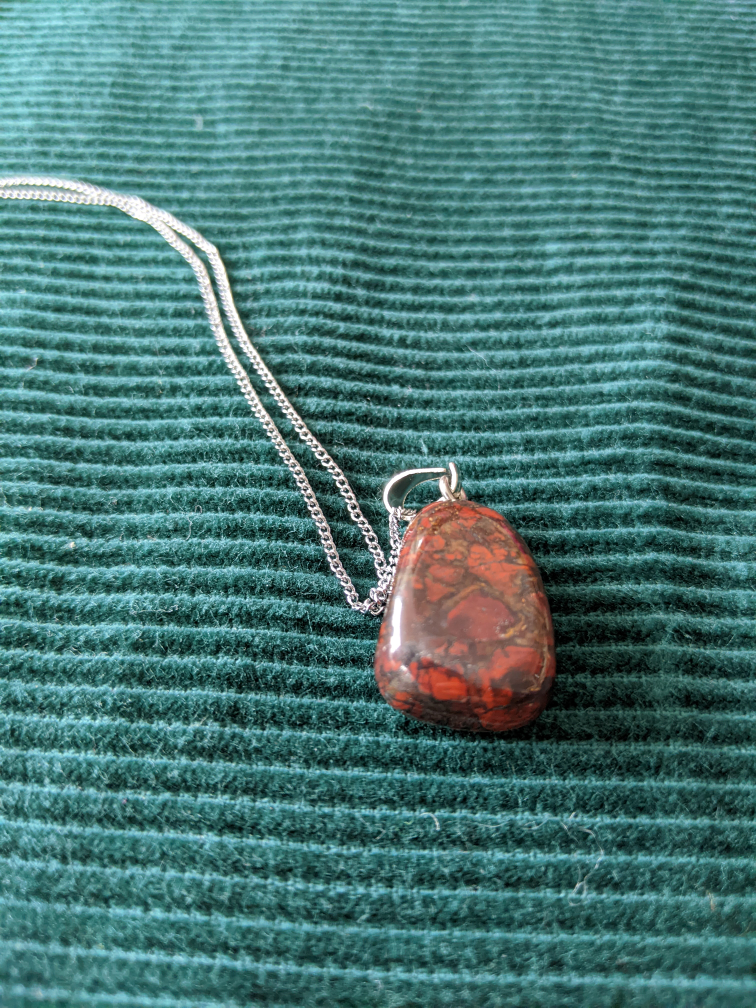 Red Stone Pendant Necklace - photo 2