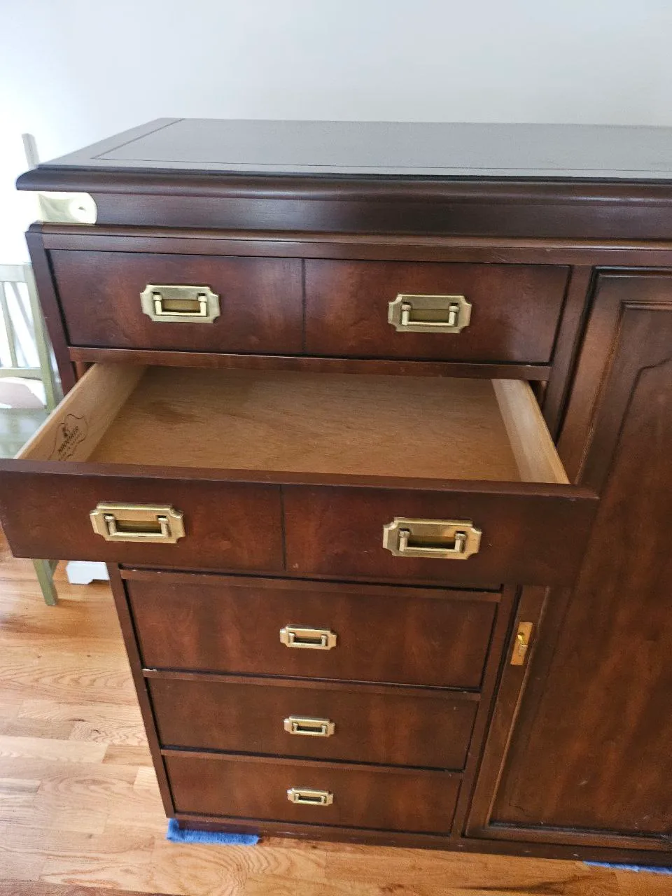 Solid wood Kroehler armoire image indicator(9)