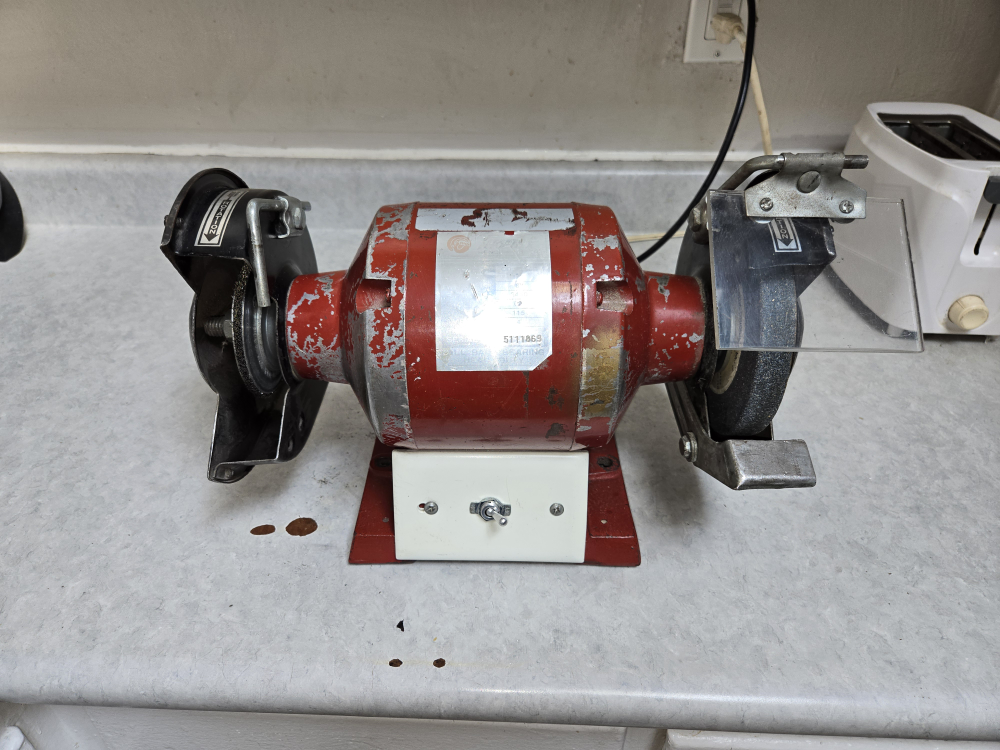 6" Bench Grinder
