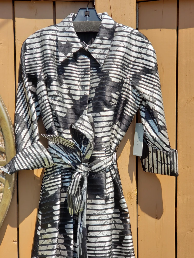 Women's size 6 dress - photo 2