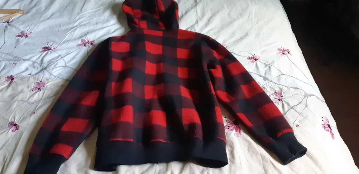 Unisex Northern Souvenirs Arrowhead Plaid Hoodie XL youth image indicator(5)