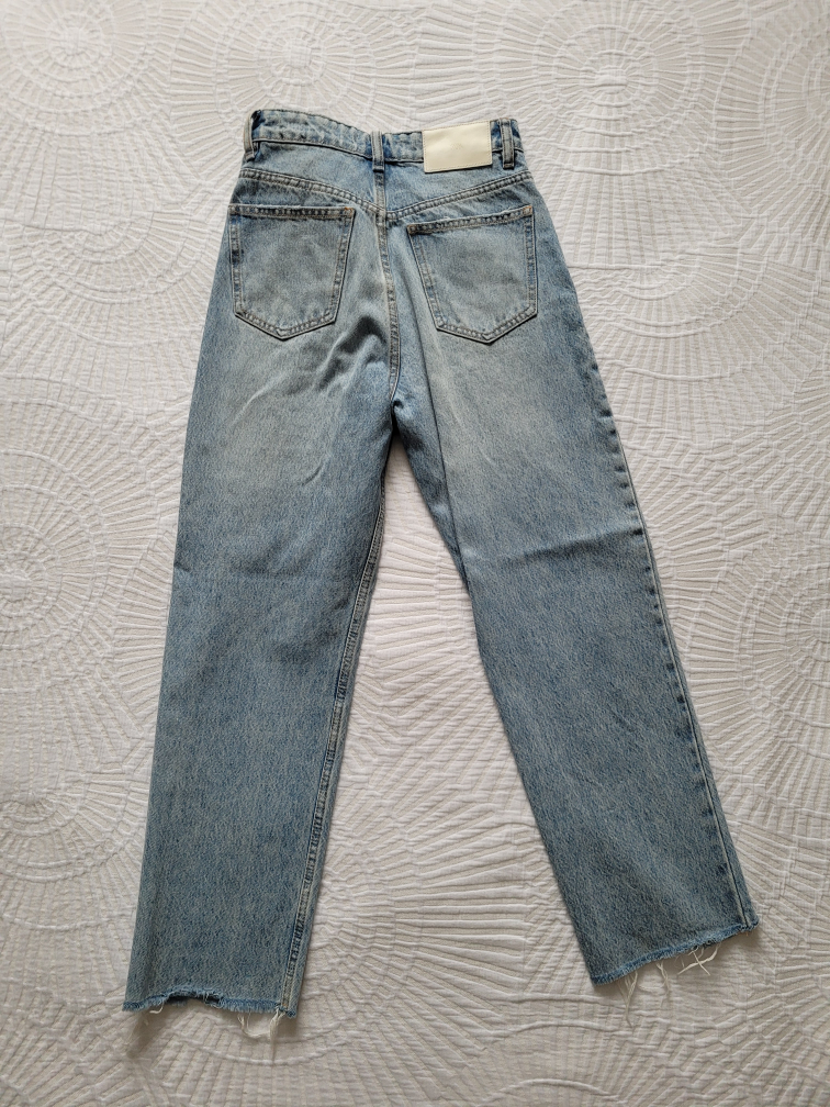 Zara Light Wash Jeans Size 2 - photo 3
