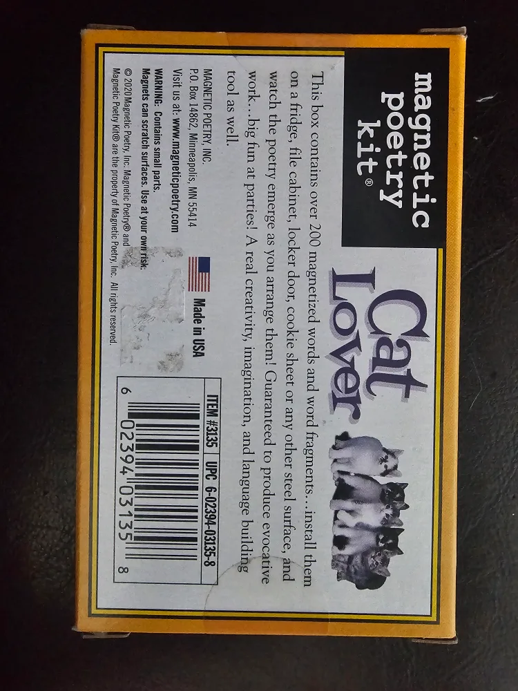 Magnetic Poetry Kit Cat Lover image indicator(3)