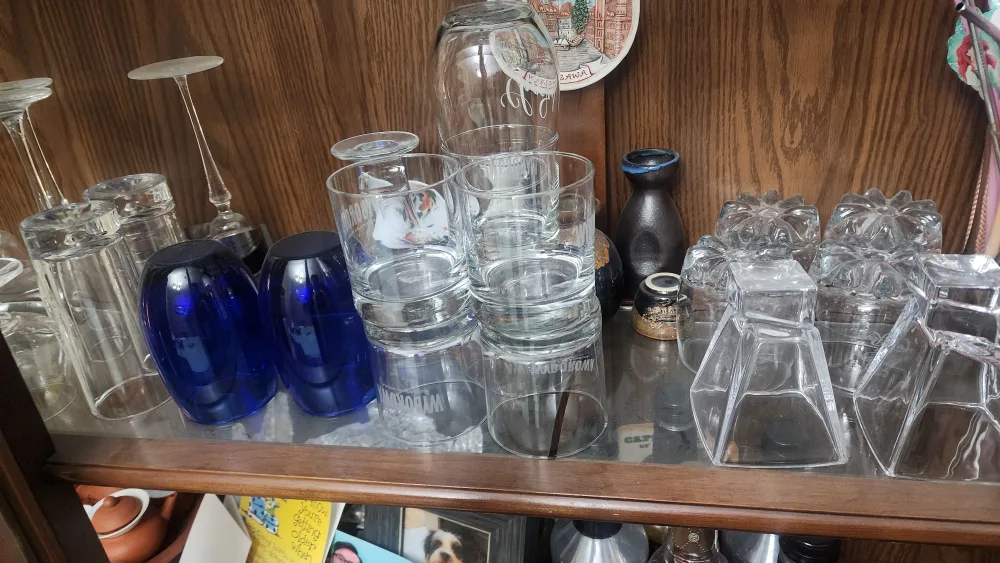 Bar tools and cocktail glasses, crystal. image indicator(4)