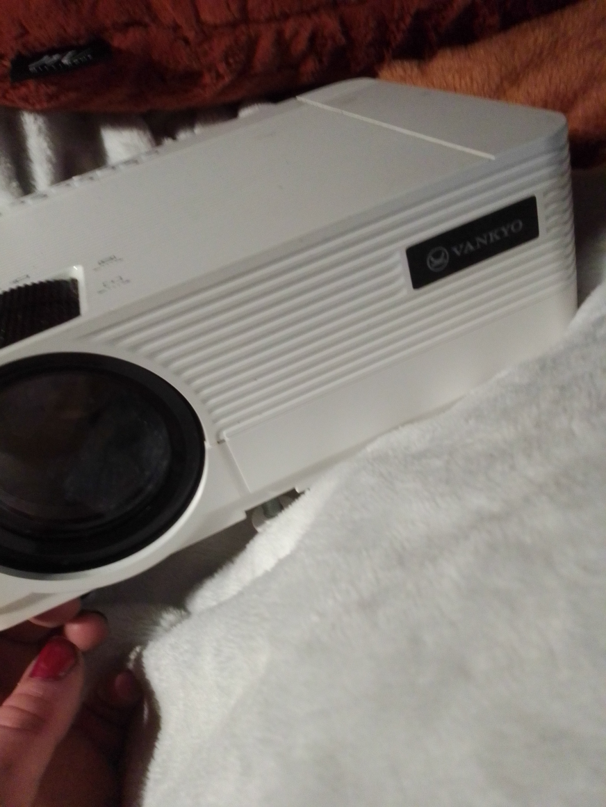 Vankyo Projector - photo 2