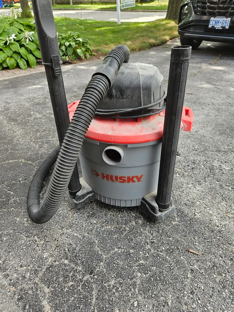 Husky Wet/Dry Vac thumbnail