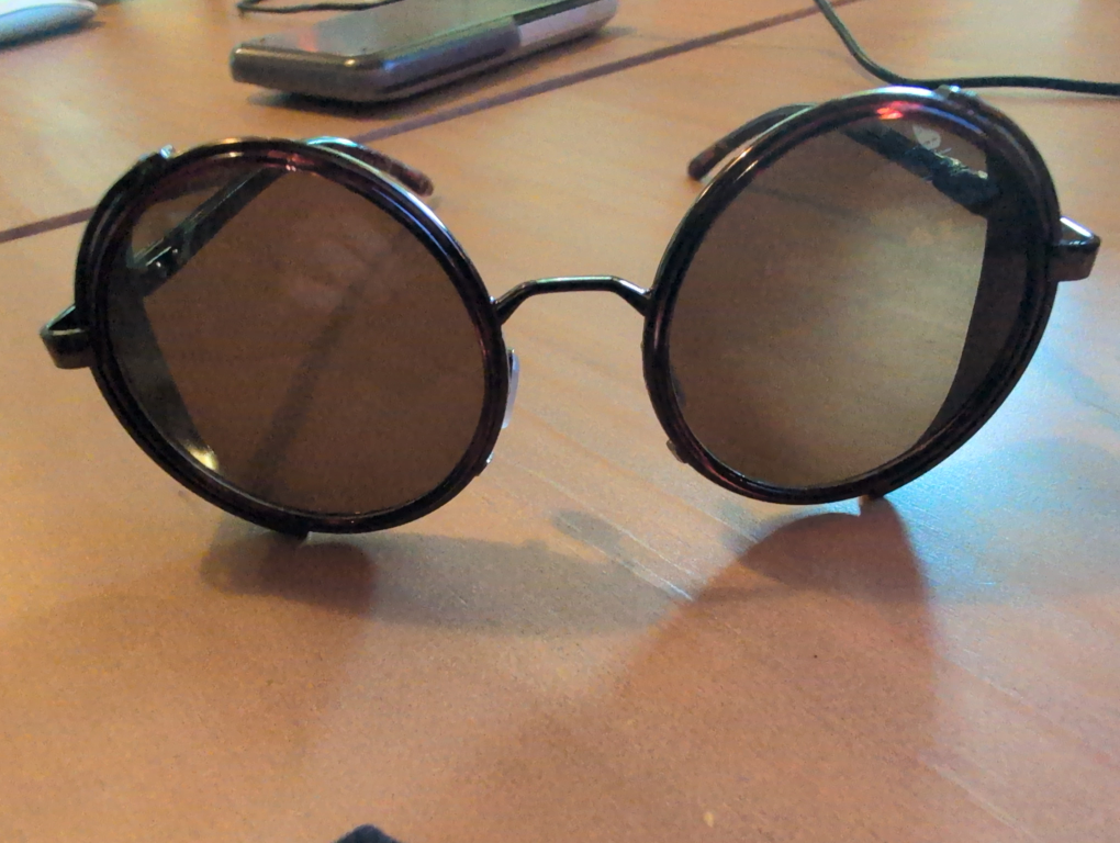 Kaliyadi Eyewear Sunglasses with Case - photo 2