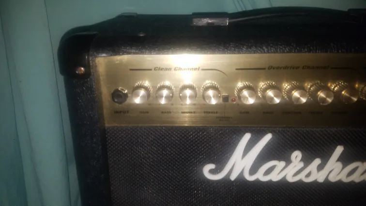 Marshall MG50DFX Channel Guitar Amplifier 50 Watts image indicator(2)