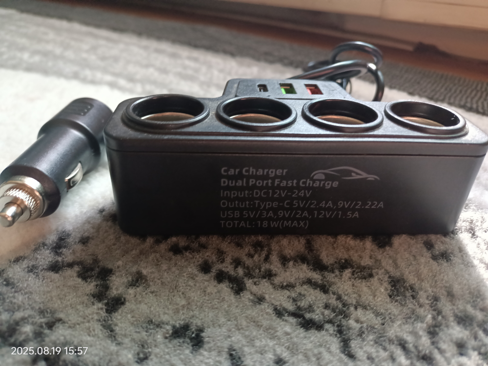 Car Charger Dual Port Fast Charge - photo 3