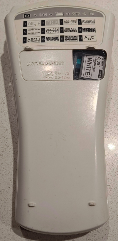 Brother P-Touch 1090 Label Maker - photo 2