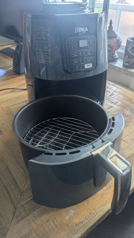 Ninja Air Fryer - photo 2