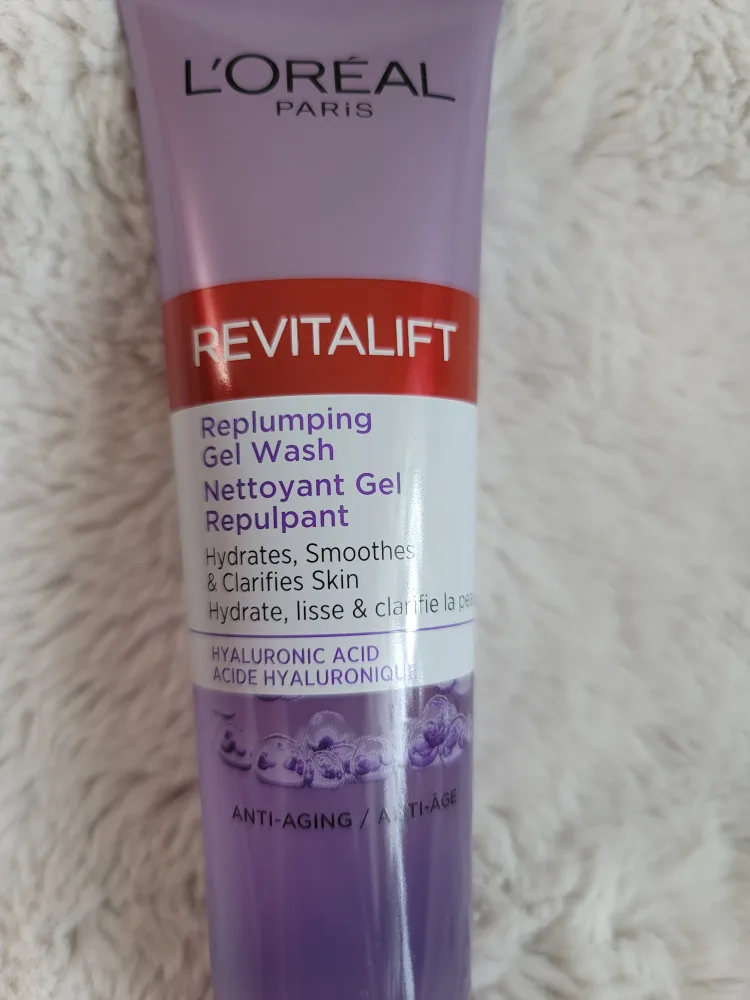 Gel wash, face mask & moisture stick image indicator(3)