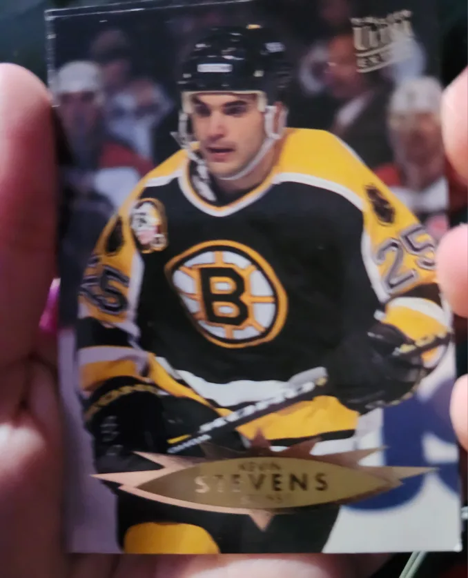 $1 each hockey cards- boston bruins 95/96 image indicator(3)