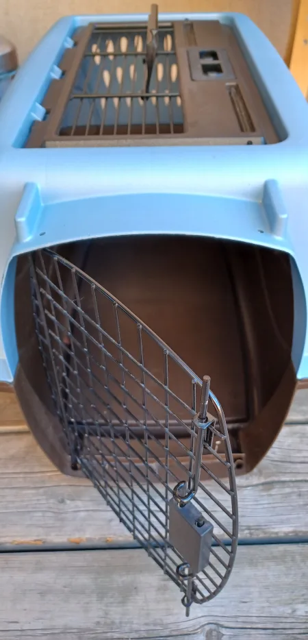 2 Door 24" Pet Shuttle image indicator(4)