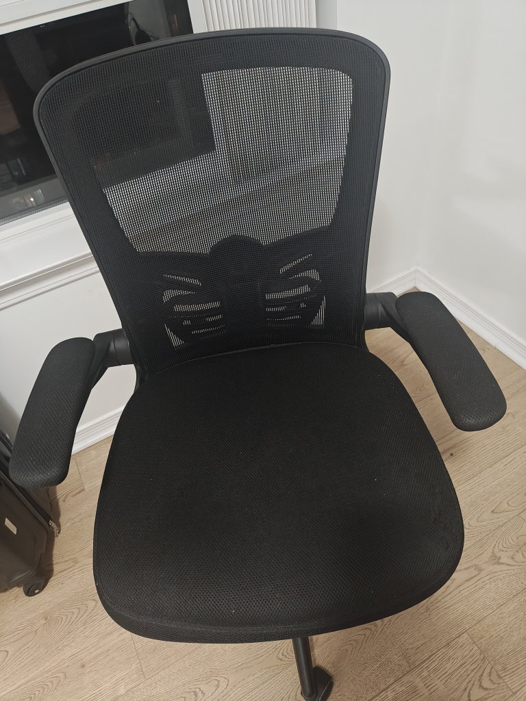 Black Mesh Office Chair - photo 4