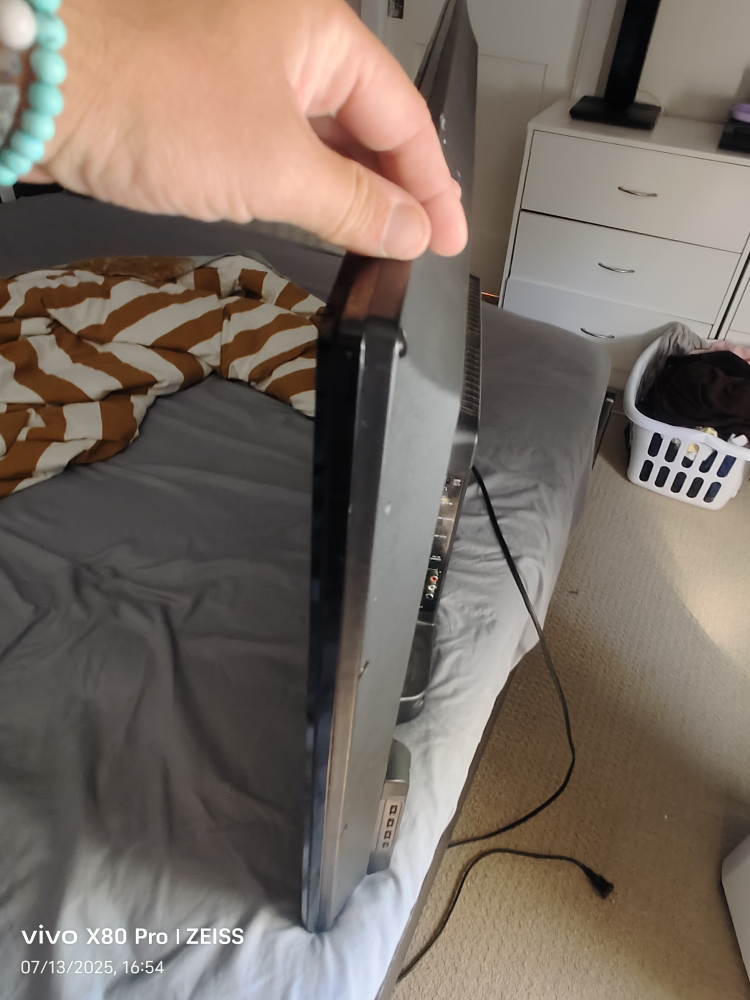 TCL Roku TV - photo 5