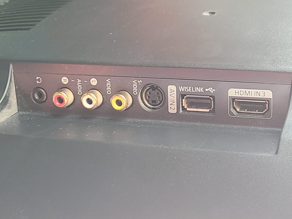 Samsung 52" LCD TV - photo 4