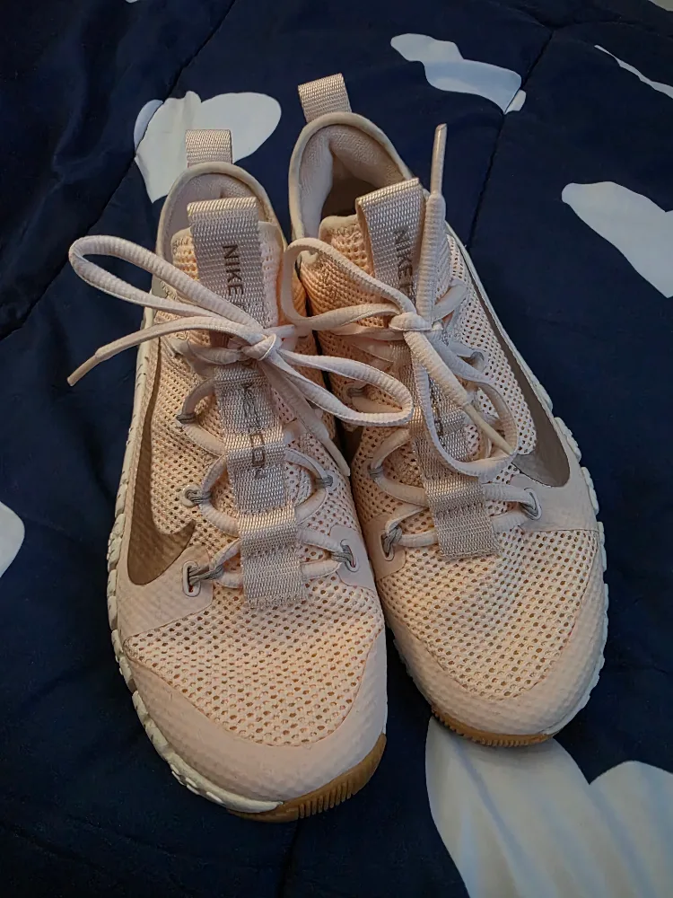 Nike Metcon 3 Women's Training Shoes - Size 9 Guava Ice Pink image indicator(3)