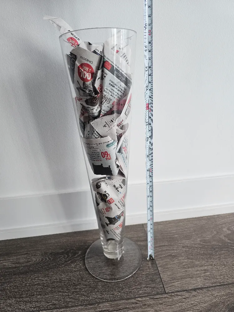 Tall Clear Glass Vase image indicator(3)