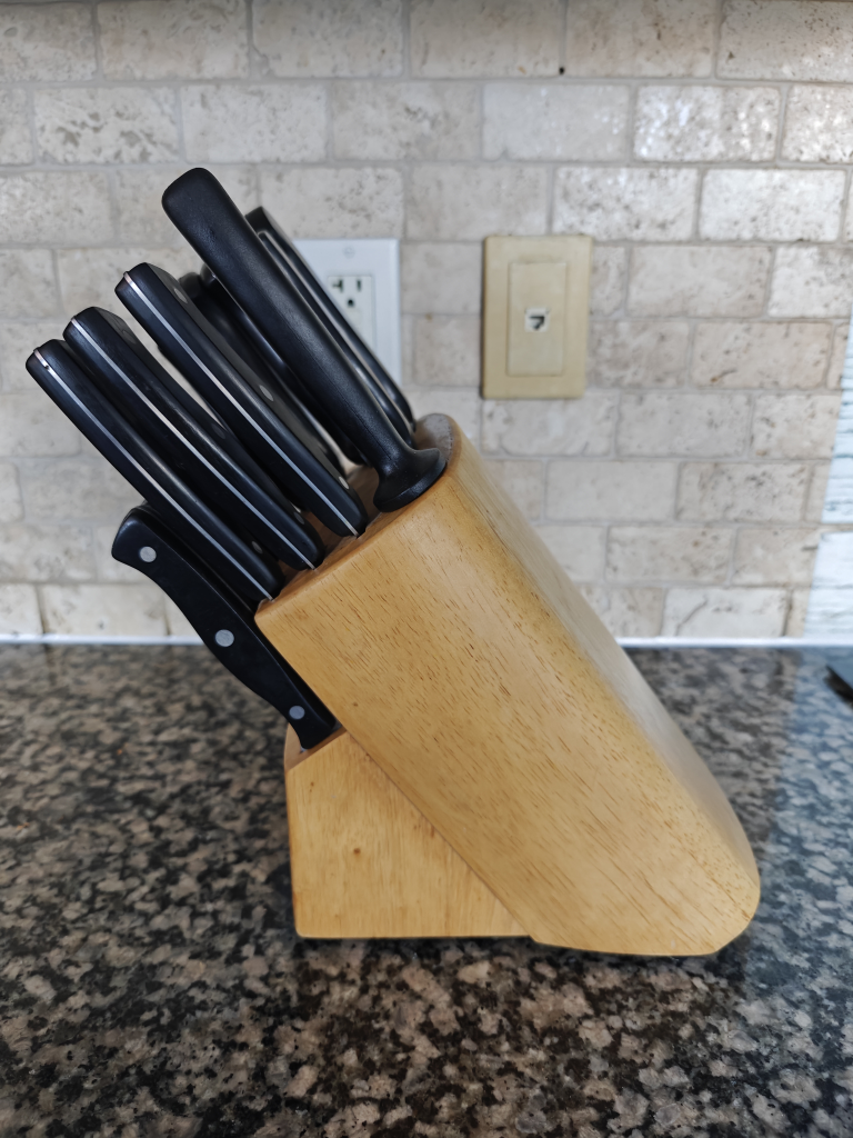 Cuisinart 5057800 Advantage 19-Pieces Cutlery Set