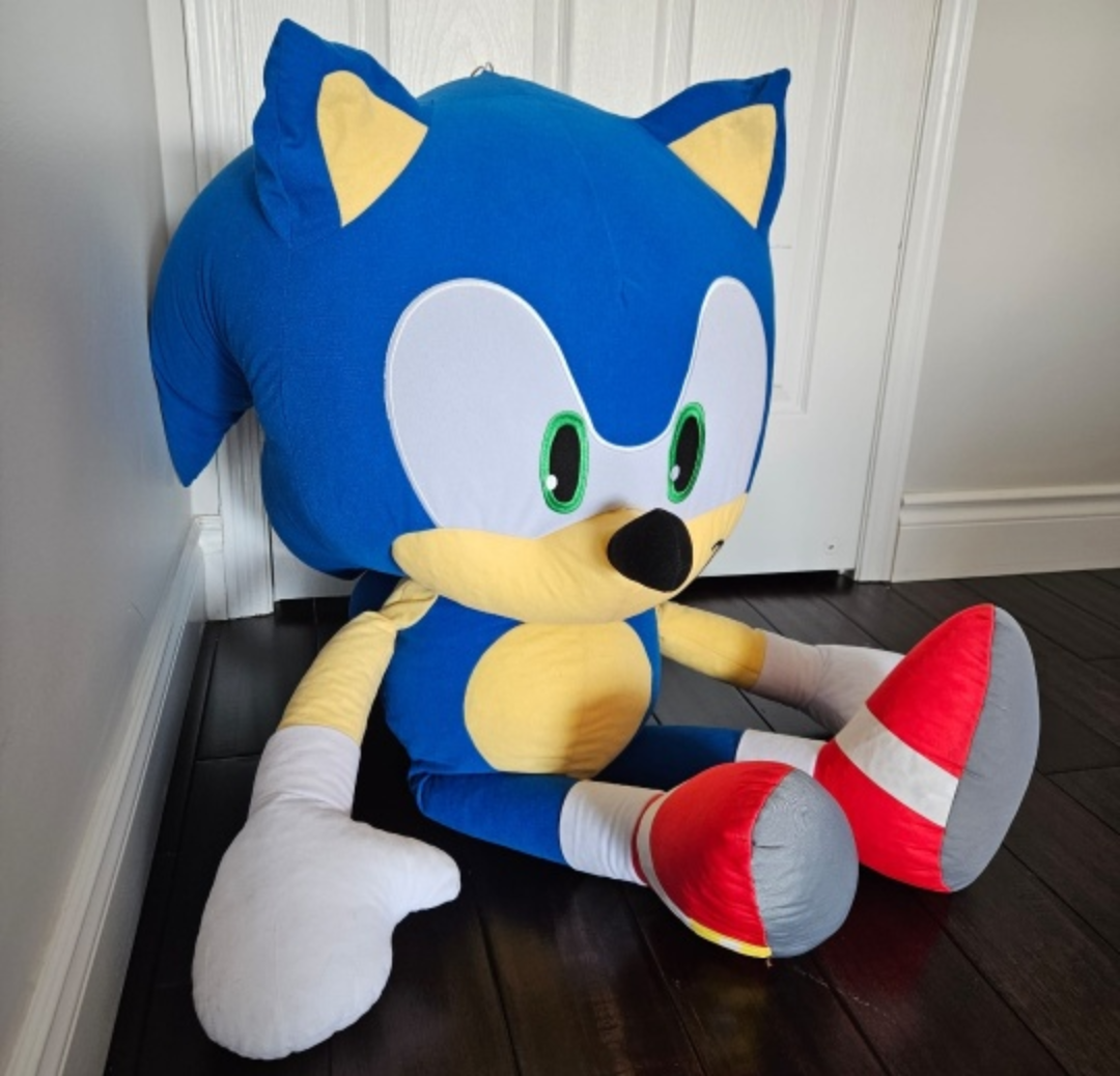 Giant Sonic the Hedgehog Plush - photo 3