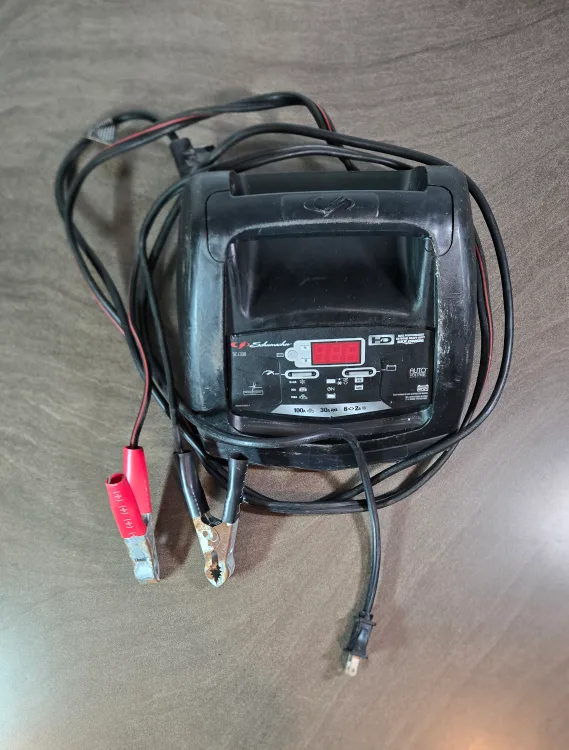 Schumacher Electric SC1308 100A 6V/12V image indicator(2)