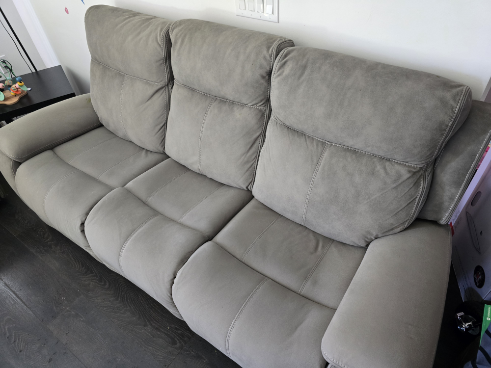 Beige Power Reclining Sofa with USB  - 3 plus 2 Love seats - photo 4