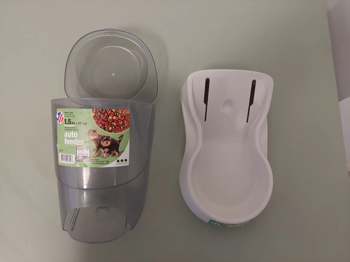 Van Ness Small Auto Feeder image indicator(2)