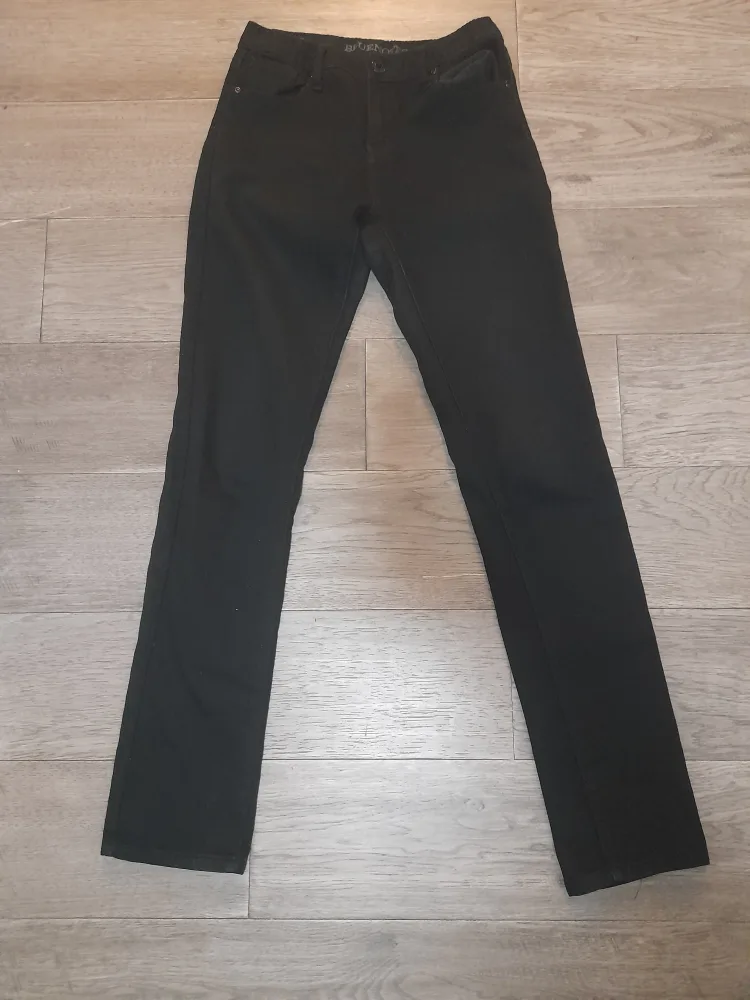 Bluenotes Slim Straight Jeans - Size 28/32 thumbnail