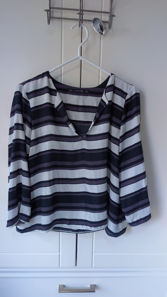 Assorted Women's Blouses - Primark, Zara - photo 5