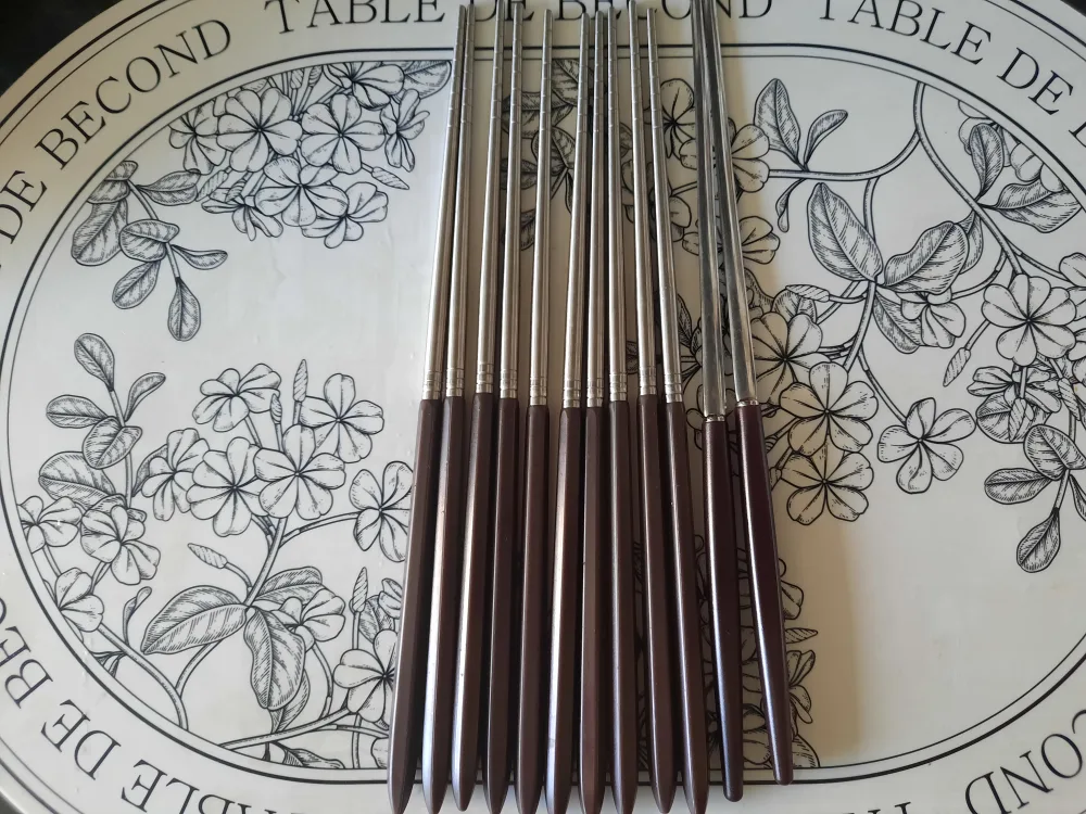 Set of 10 Chopsticks thumbnail