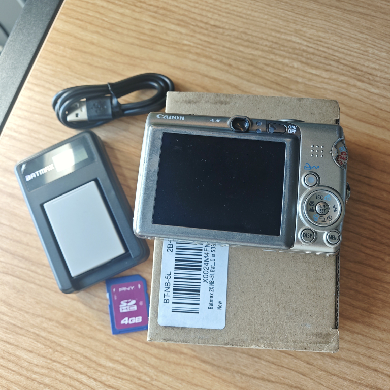 Canon PowerShot SD850 IS Digital ELPH Camera - photo 2