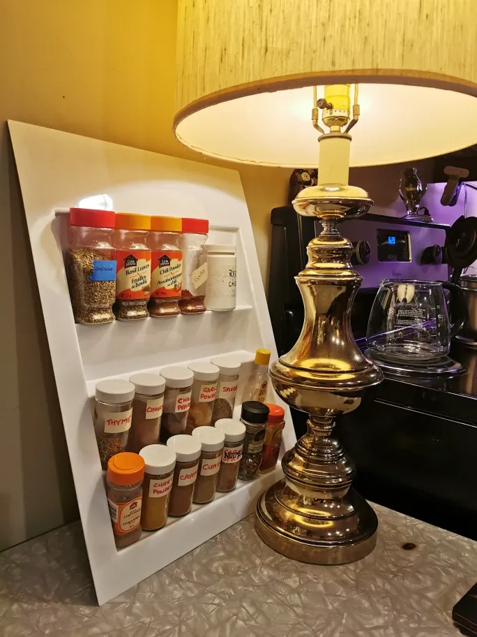 Spice Rack with Assorted Spices image indicator(2)