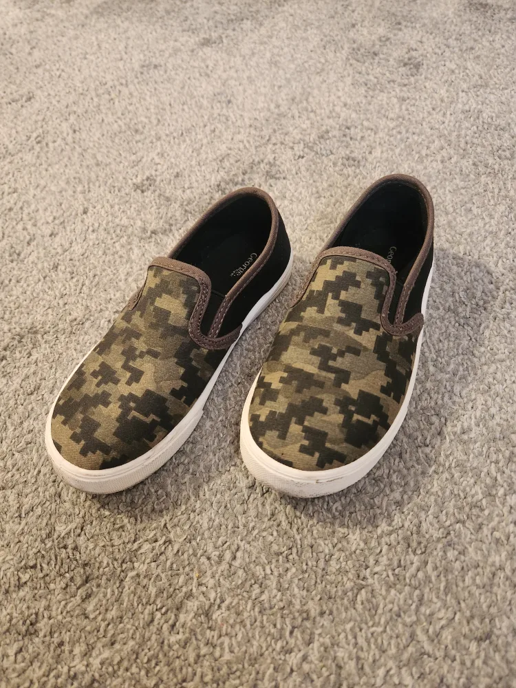 George Camo Slip-On Shoes/Loafers - Kids Size 11 image indicator(3)