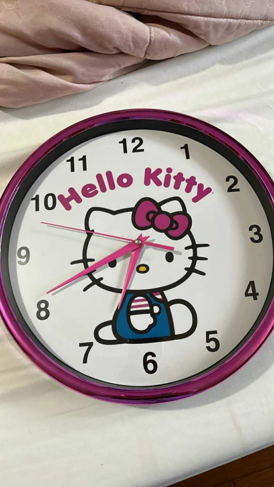 Hello Kitty Wall Clock