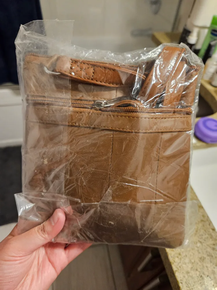 🧡New Tan Leather Crossbody Bag image indicator(4)