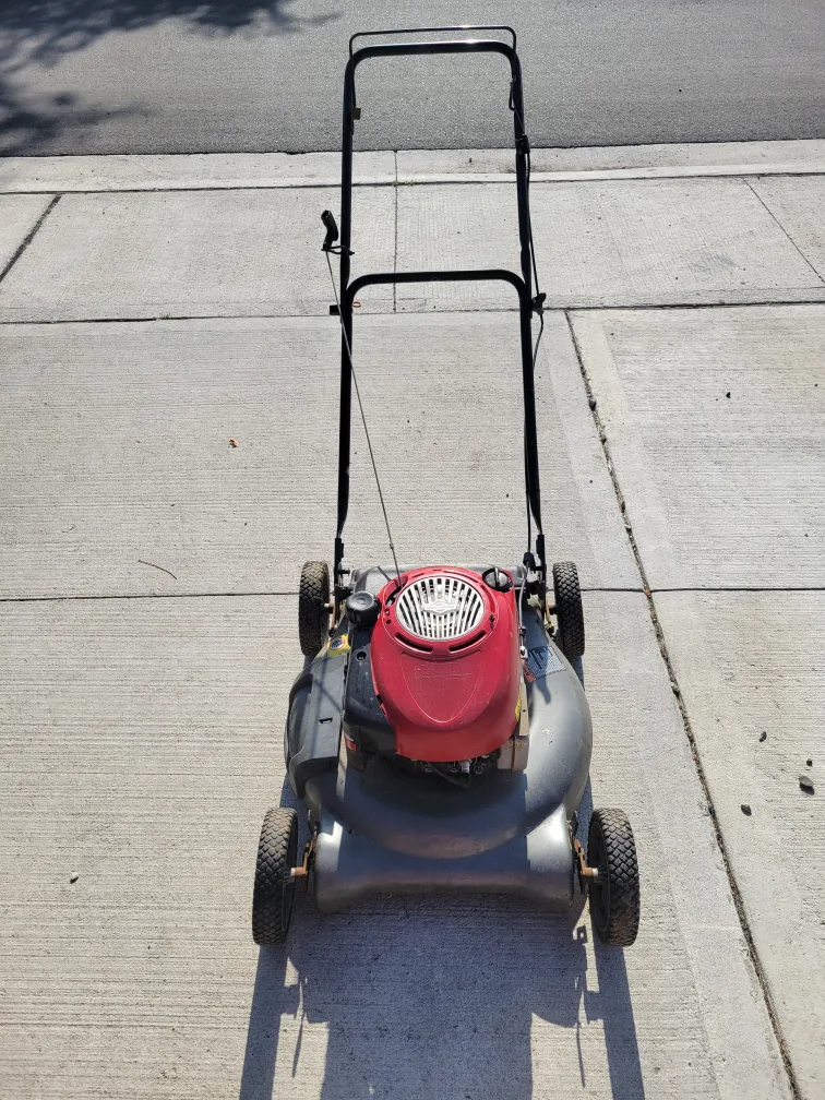 Used Briggs & Stratton Lawn Mower NOT RUNNING thumbnail