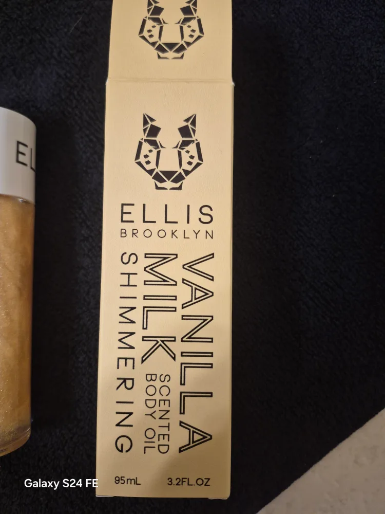 Ellis Brooklyn Vanilla Milk Shimmering Scented Body Oil - New image indicator(3)