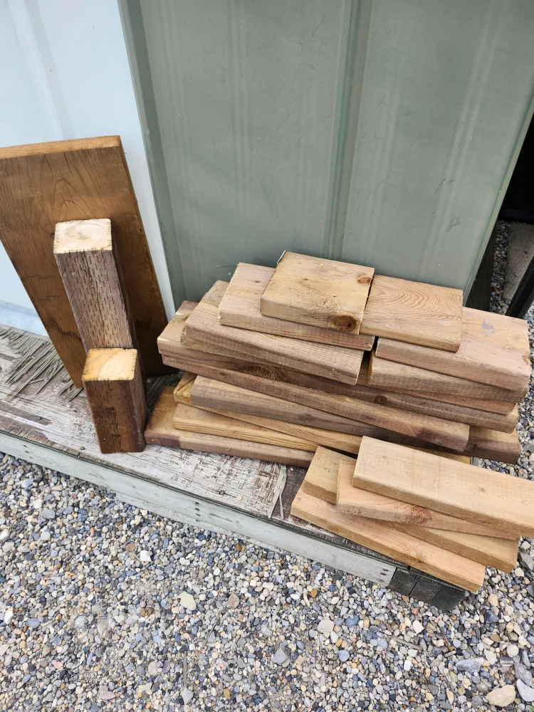 Huge Lot Of Assorted Treated Wood image indicator(3)