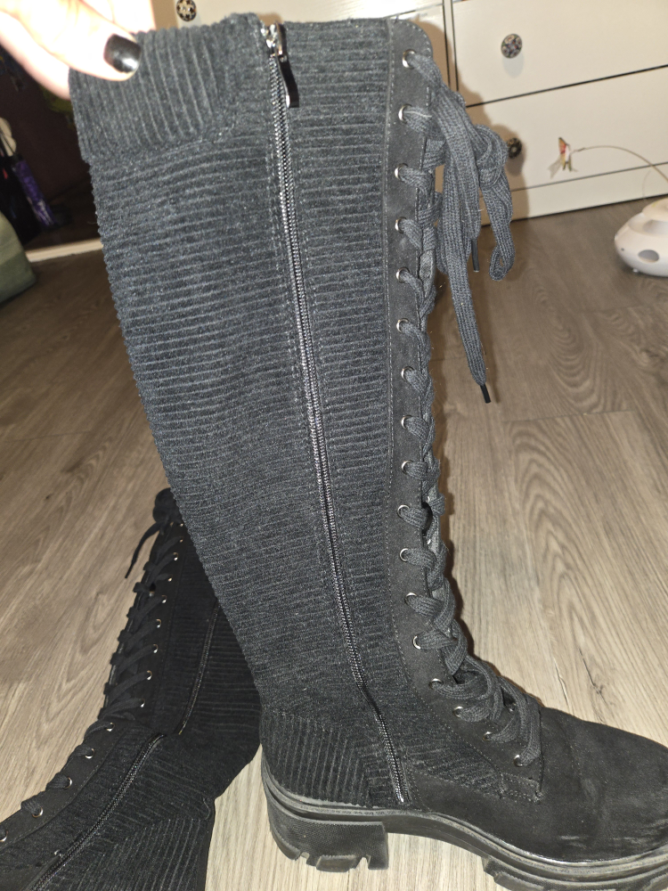 Black Knee High Lace Up Boots - photo 2
