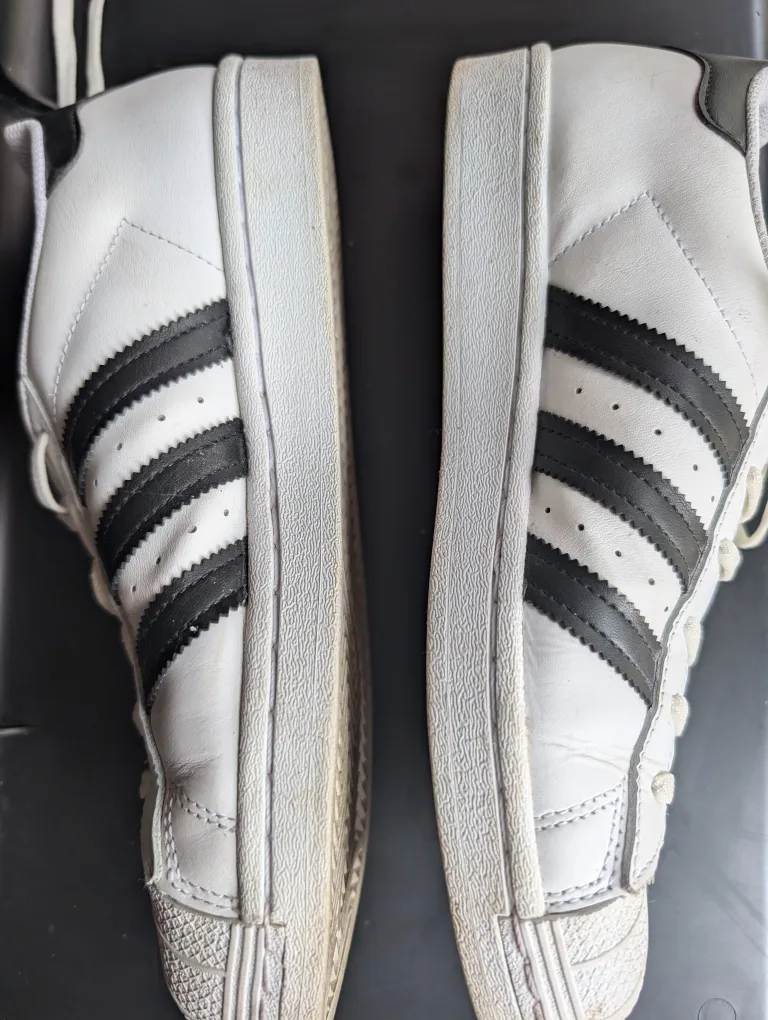 Adidas Superstar White & Black Sneakers image indicator(6)