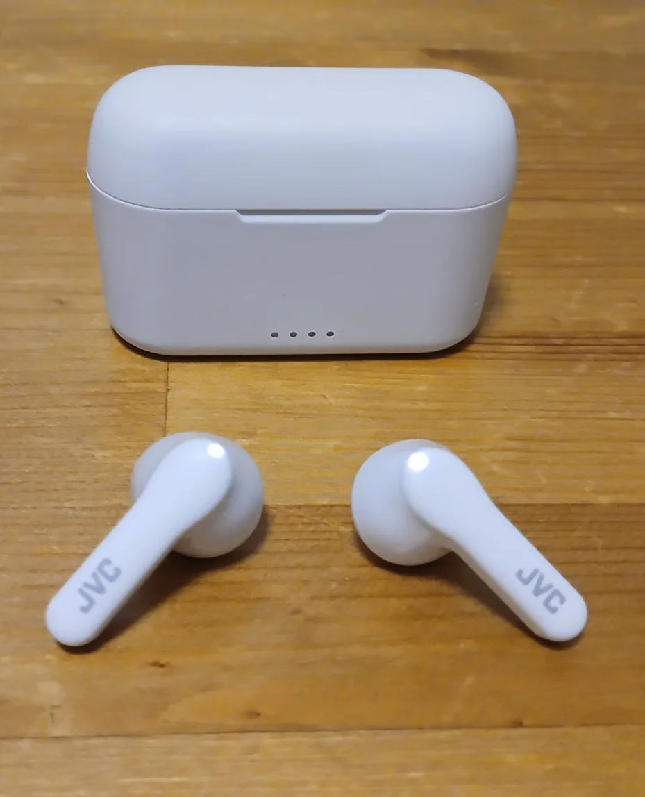 JVC Wireless Earbuds (new) thumbnail