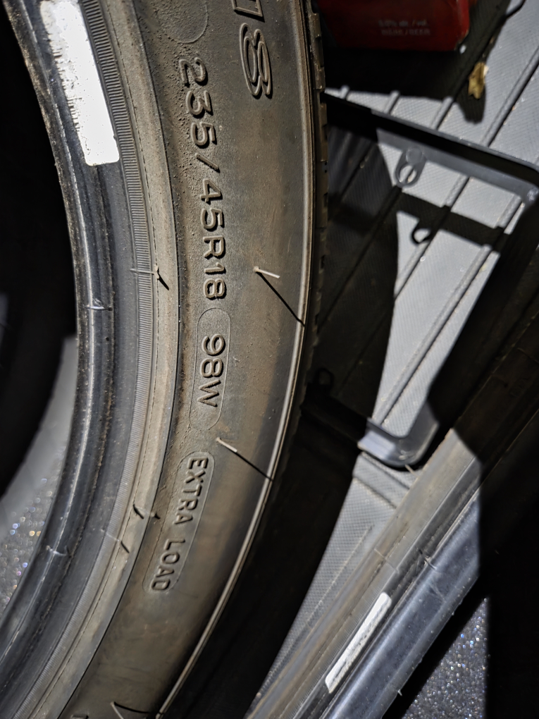 Michelin Primacy MXM4  235/45R18 Tires - photo 2