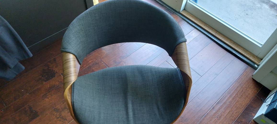 Modern Curved Back Accent Chair - photo 3