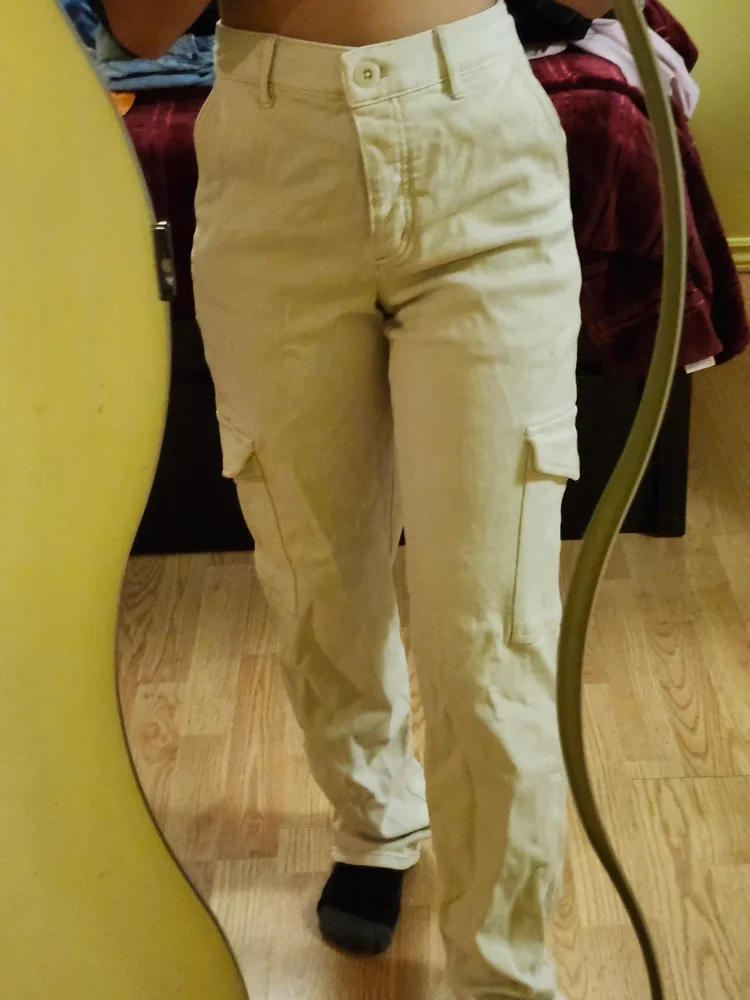 Cream Cargo Pants image indicator(2)