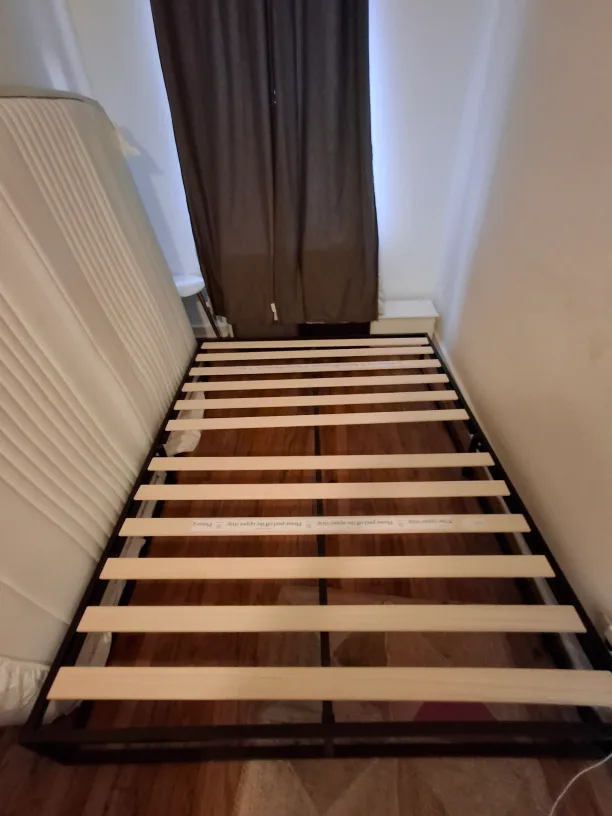 Sturdy Queen size metallic Bed Frame thumbnail
