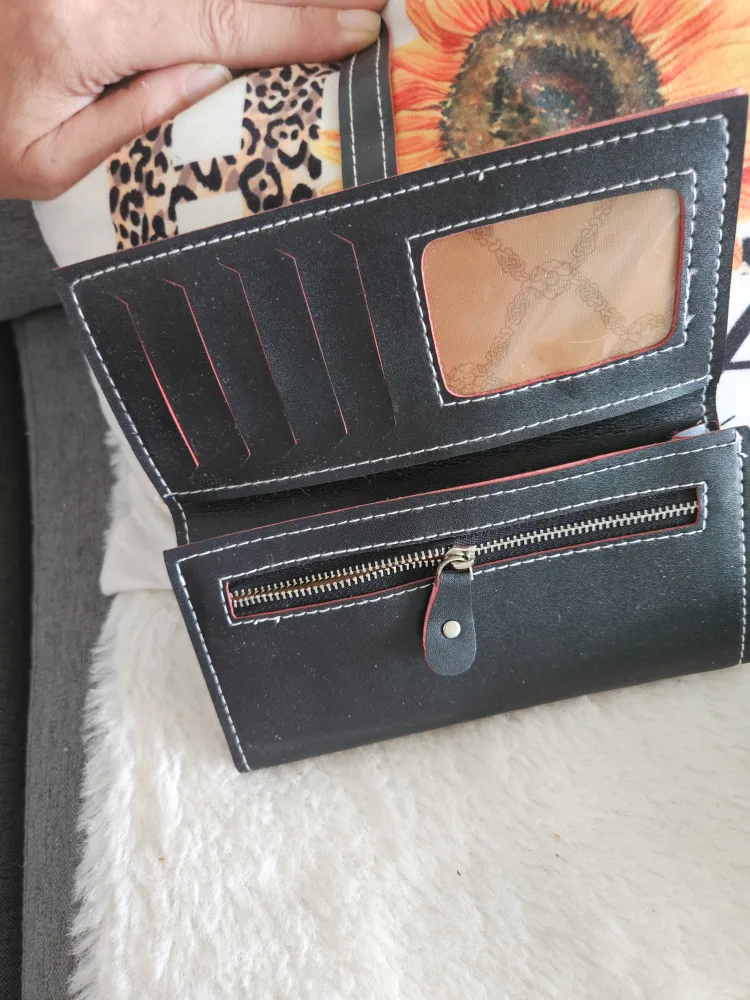 Liz Claiborne & Unbranded Wallets image indicator(2)